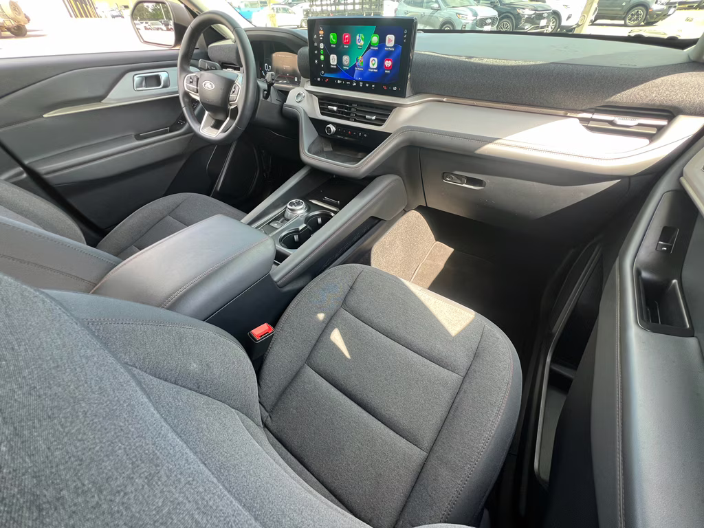 2025 Agate Black Metallic Ford Explorer Active 4X4 SUV