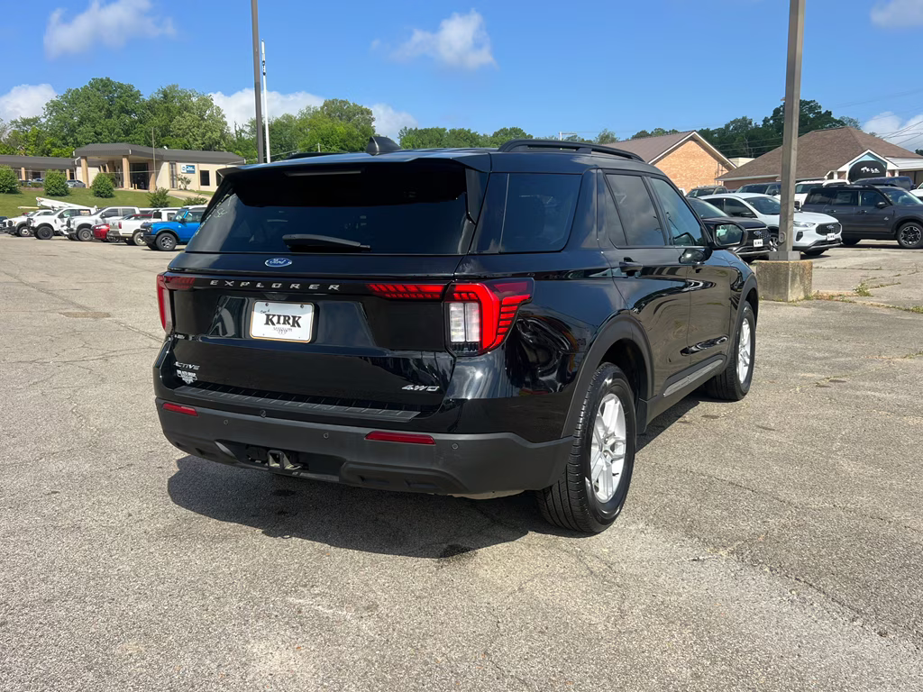 2025 Agate Black Metallic Ford Explorer Active 4X4 SUV