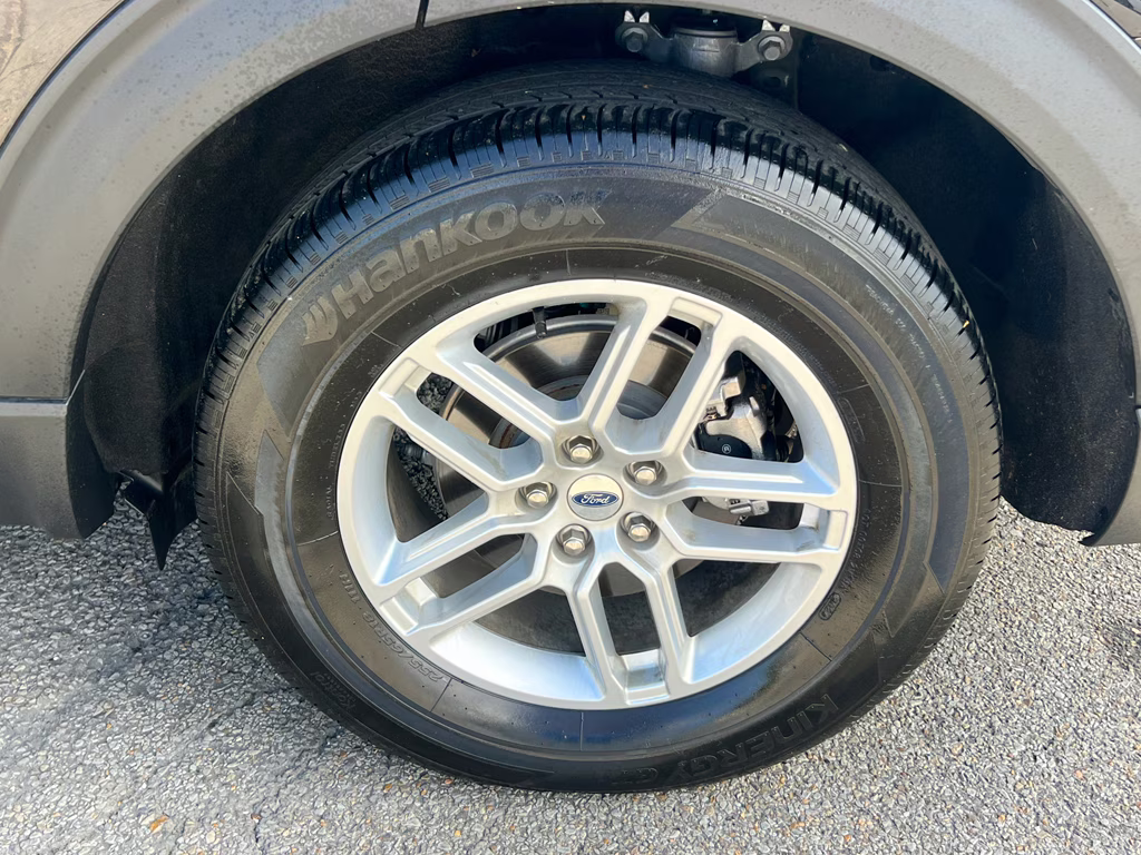 2025 Agate Black Metallic Ford Explorer Active 4X4 SUV