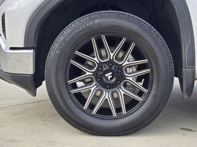 2022 White Frost Tricoat GMC Sierra 1500 SLT 4X4 Truck