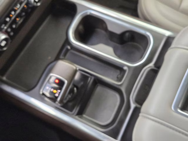 2022 White Frost Tricoat GMC Sierra 1500 SLT 4X4 Truck