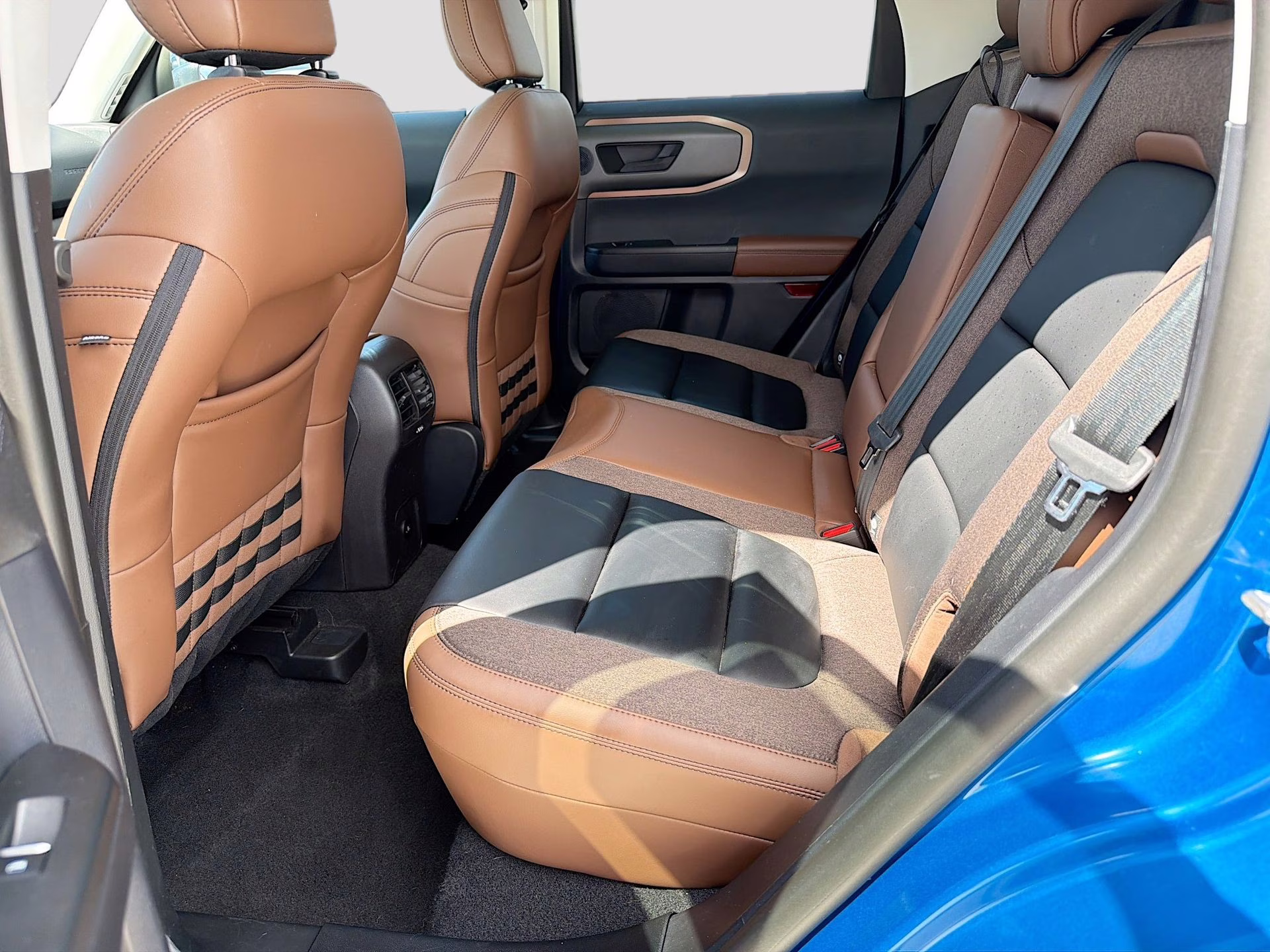 2025 Velocity Blue Metallic Ford Bronco Sport Outer Banks 4X4 SUV