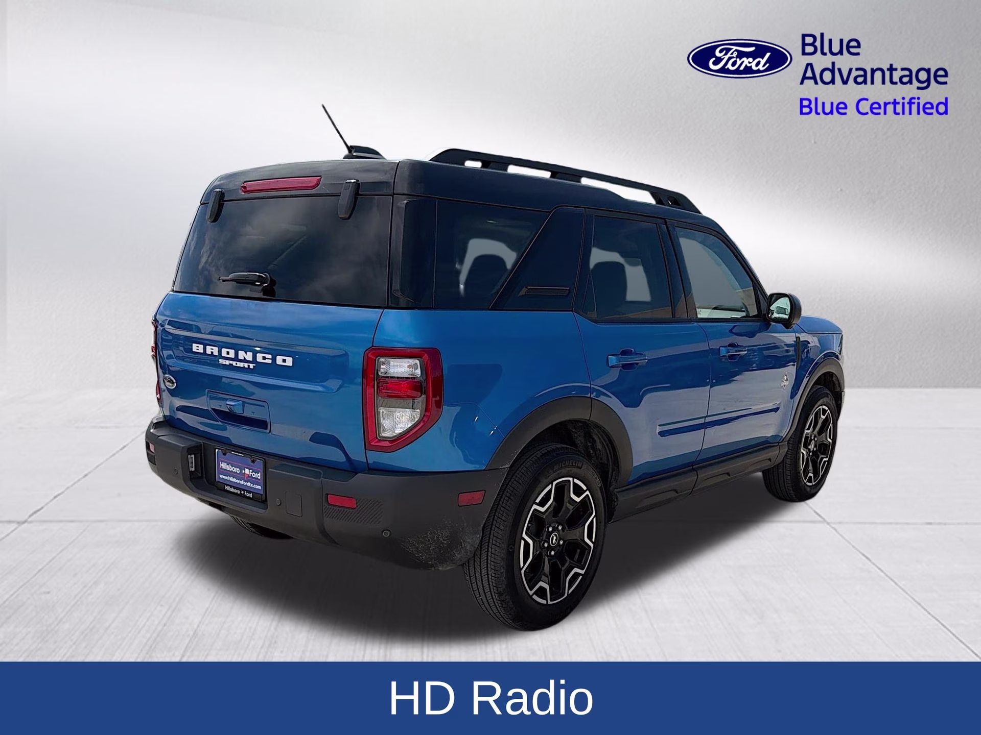 2025 Velocity Blue Metallic Ford Bronco Sport Outer Banks 4X4 SUV