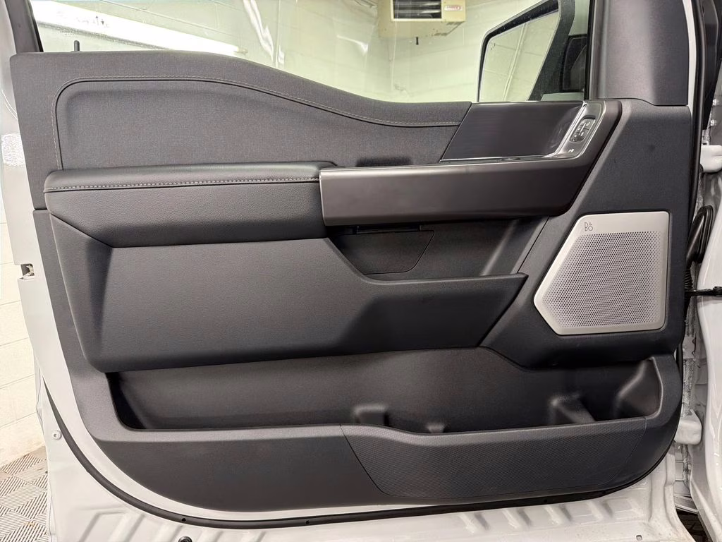 2026 AVALANCHE Ford F-150 Lariat Rocky Ridge 4X4 Truck