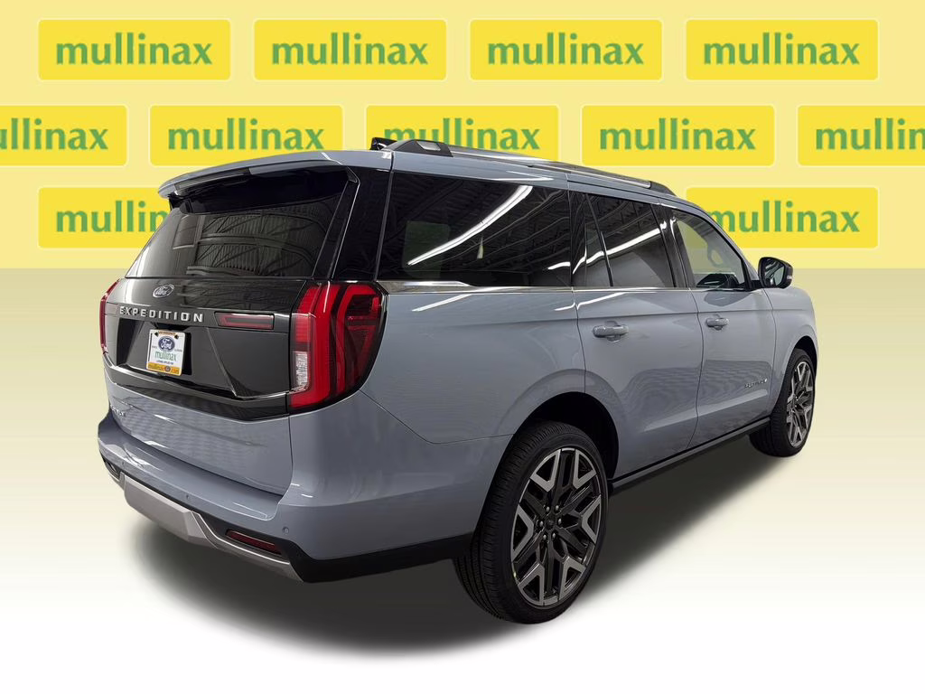 2026 GLACIER GRAY TRI-COAT Ford Expedition Platinum 4X4 SUV
