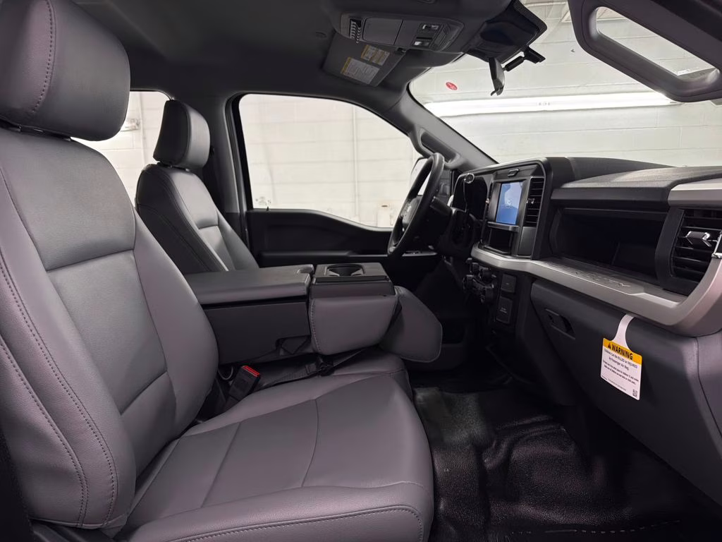 2026 OXFORD WHITE Ford Super Duty F-250 SRW XL 4X4 Truck