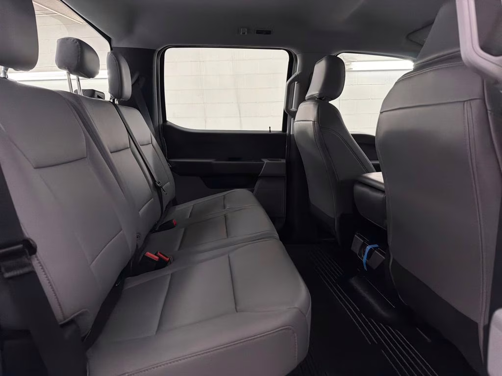 2026 OXFORD WHITE Ford Super Duty F-250 SRW XL 4X4 Truck