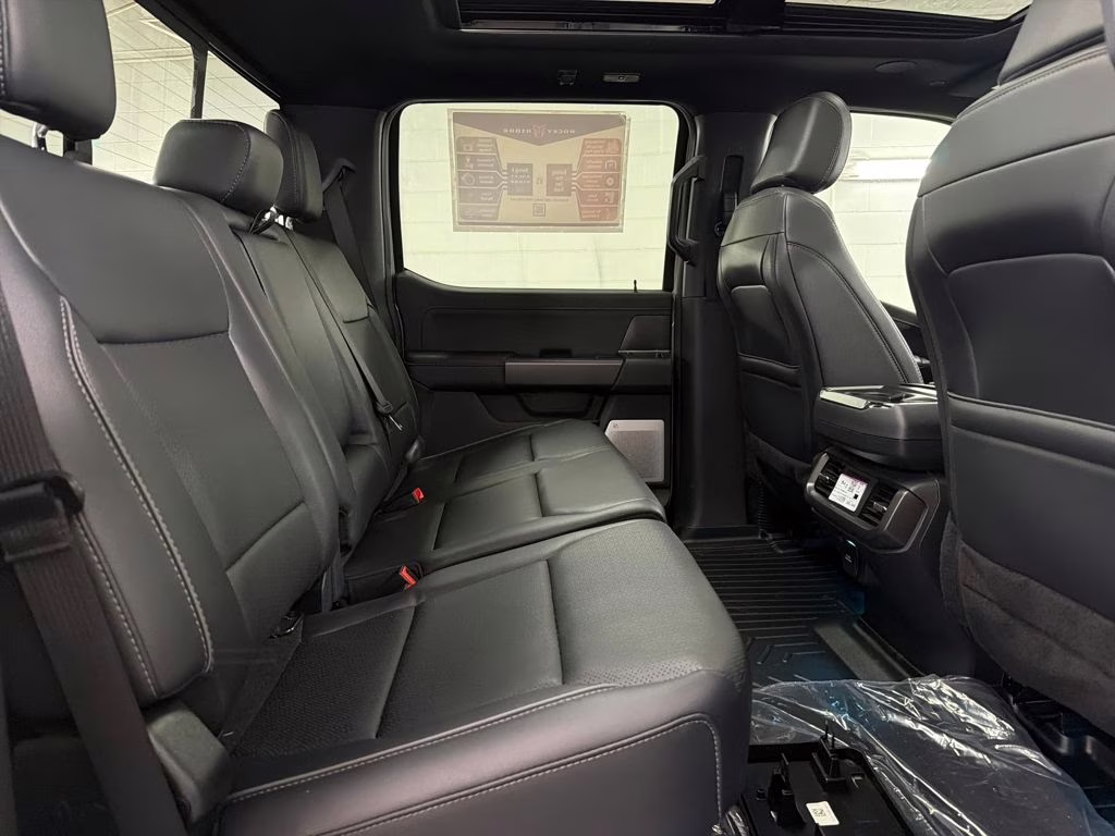 2026 AVALANCHE Ford F-150 Lariat Rocky Ridge 4X4 Truck