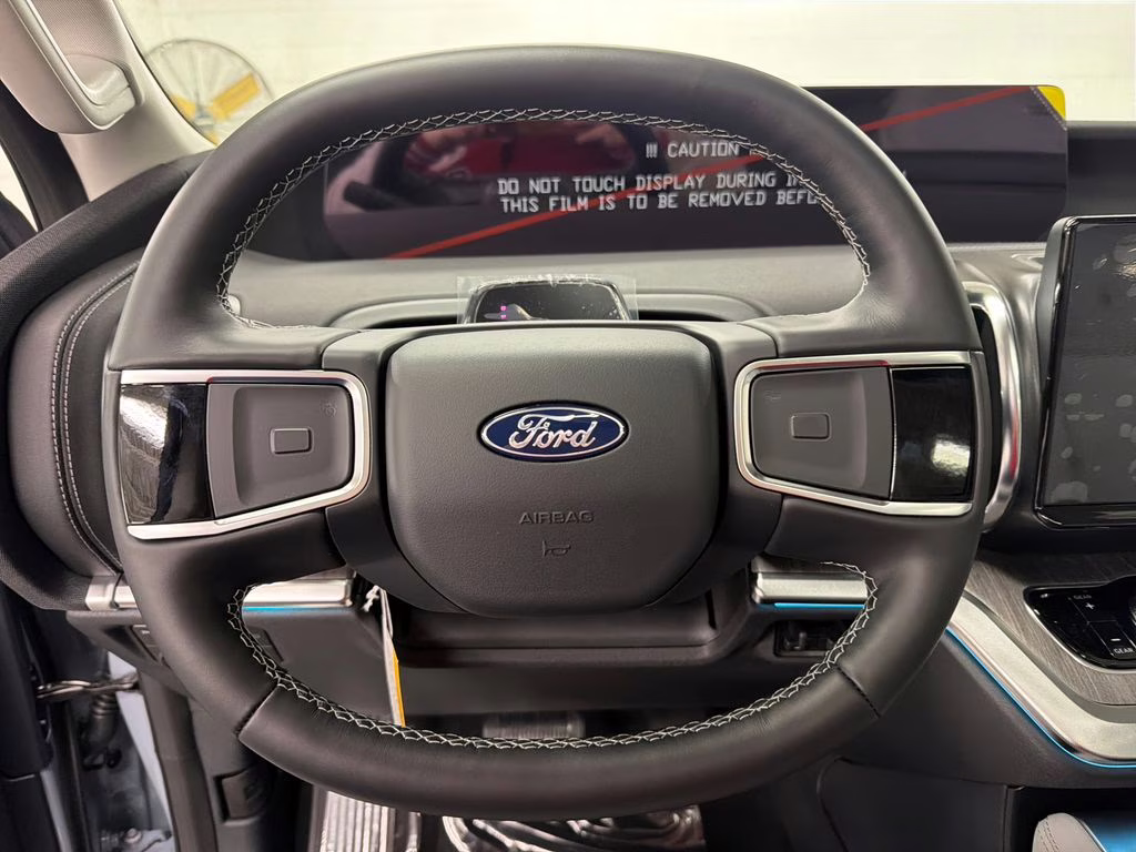 2026 GLACIER GRAY TRI-COAT Ford Expedition Platinum 4X4 SUV