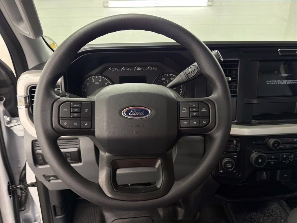 2026 OXFORD WHITE Ford Super Duty F-250 SRW XL 4X4 Truck