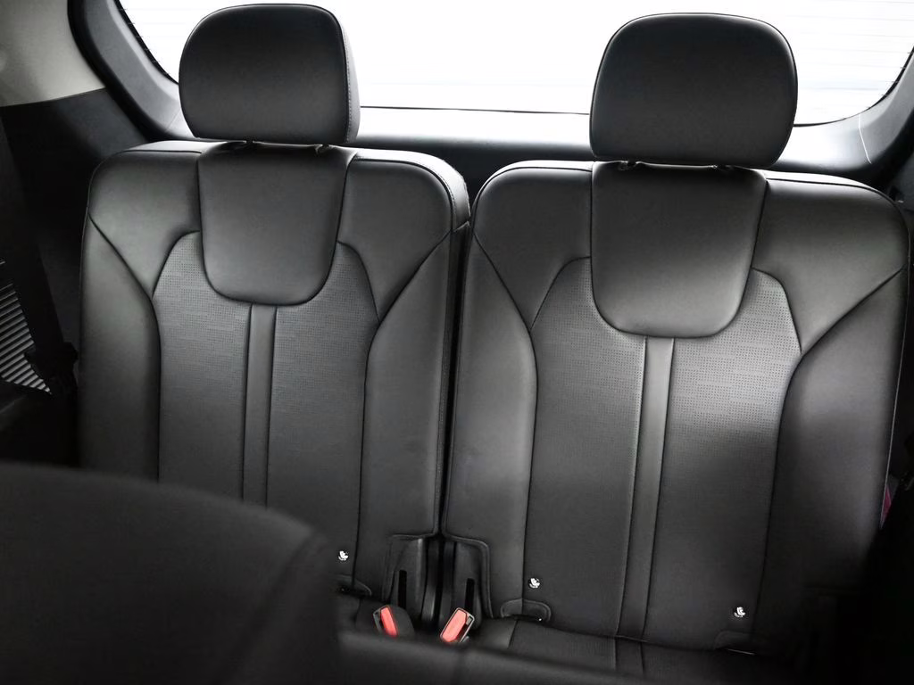 2026 Ebony Black Kia Sorento EX AWD SUV