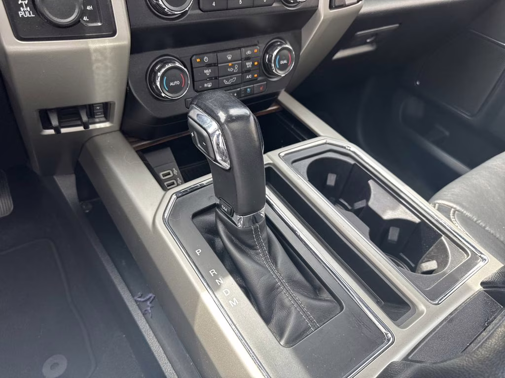 2019 Black Metallic Ford F-150 Lariat 4X4 Truck
