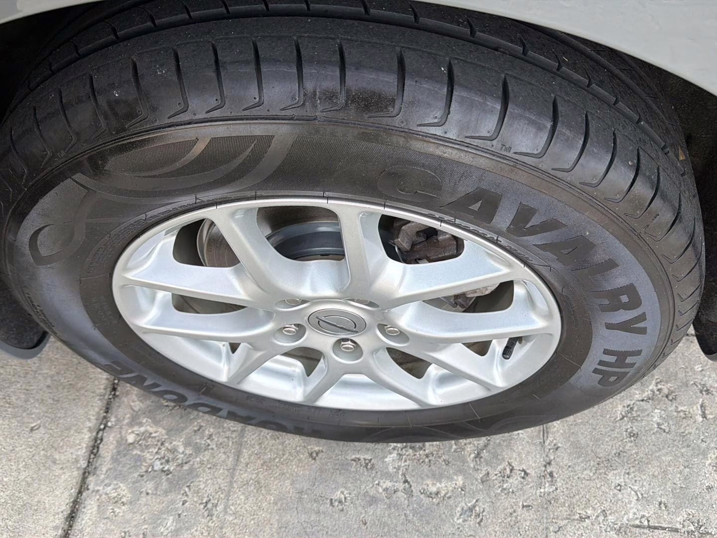 2022 Ceramic Gray Clearcoat Chrysler Pacifica Touring L FWD Van