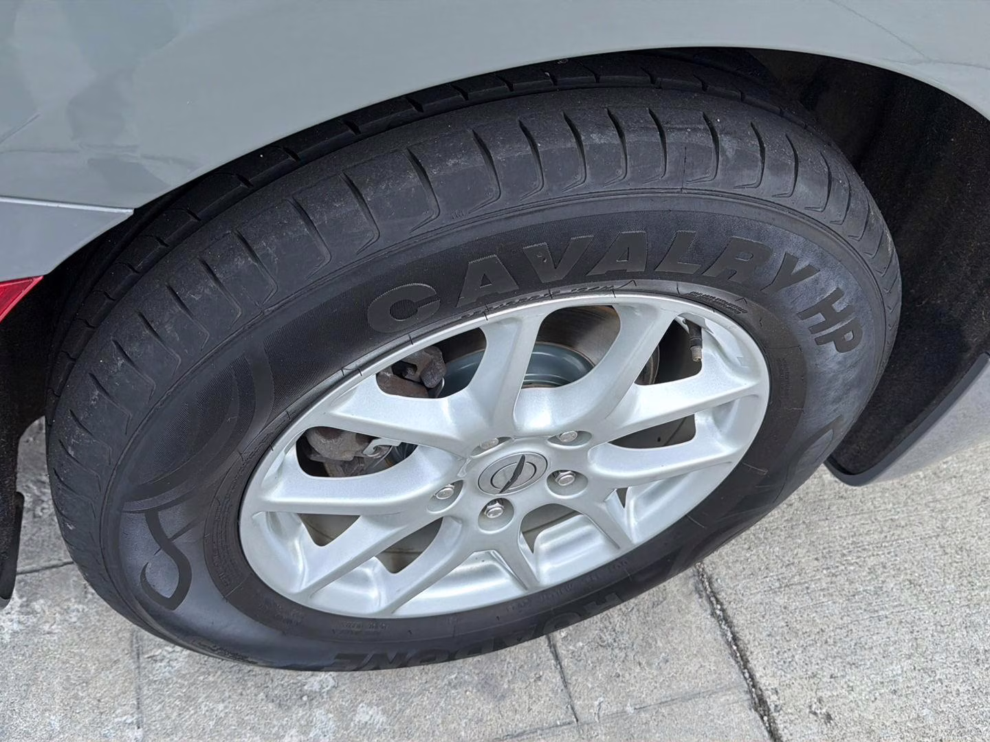 2022 Ceramic Gray Clearcoat Chrysler Pacifica Touring L FWD Van