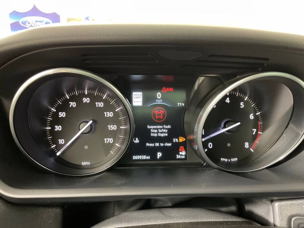 2017 Black Land Rover Range Rover Sport 5.0L V8 Supercharged 4X4 SUV