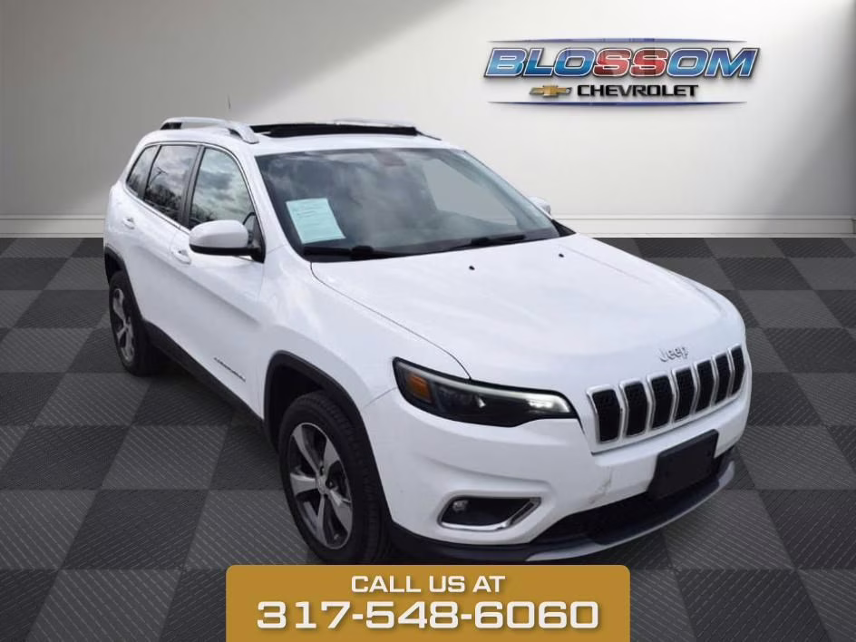2019 Bright White Clearcoat Jeep Cherokee Limited 4X4 SUV