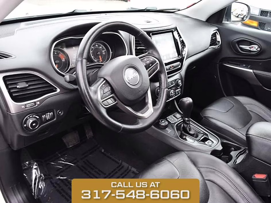 2019 Bright White Clearcoat Jeep Cherokee Limited 4X4 SUV