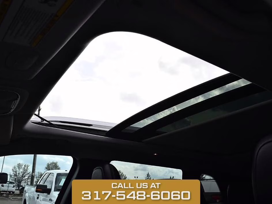 2019 Bright White Clearcoat Jeep Cherokee Limited 4X4 SUV