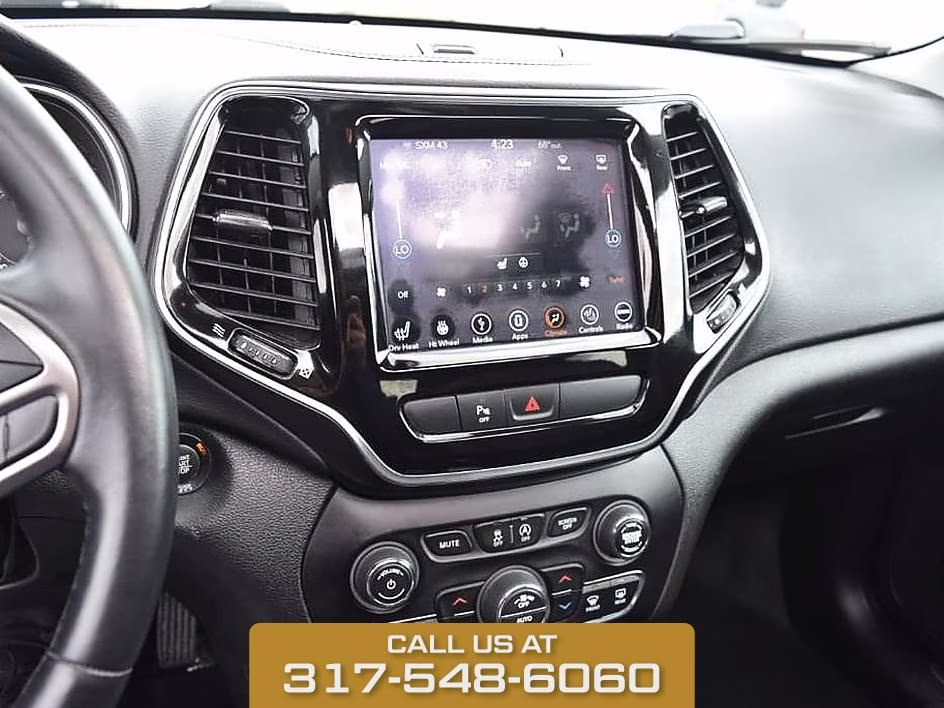 2019 Bright White Clearcoat Jeep Cherokee Limited 4X4 SUV