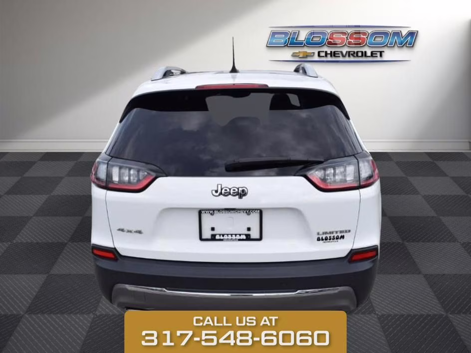 2019 Bright White Clearcoat Jeep Cherokee Limited 4X4 SUV