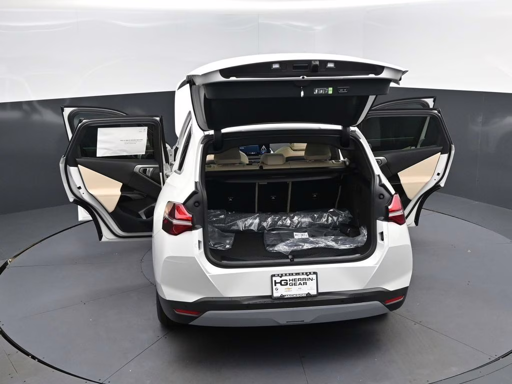 2026 Mineral White Metallic BMW X3 30 xDrive AWD SUV