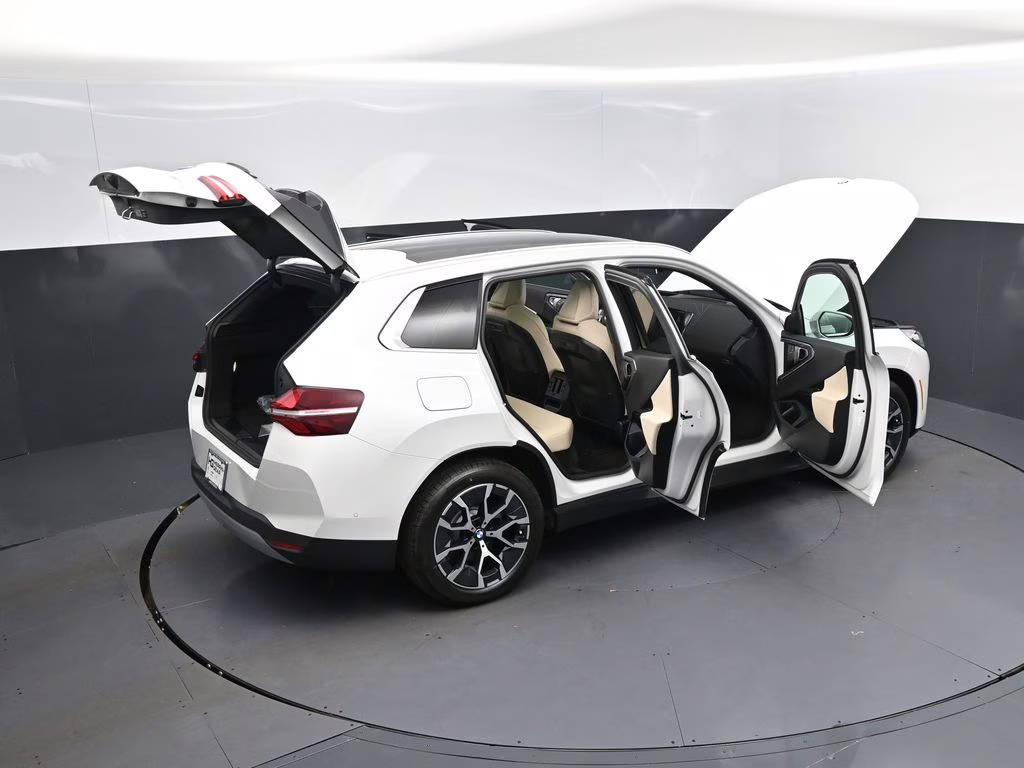 2026 Mineral White Metallic BMW X3 30 xDrive AWD SUV
