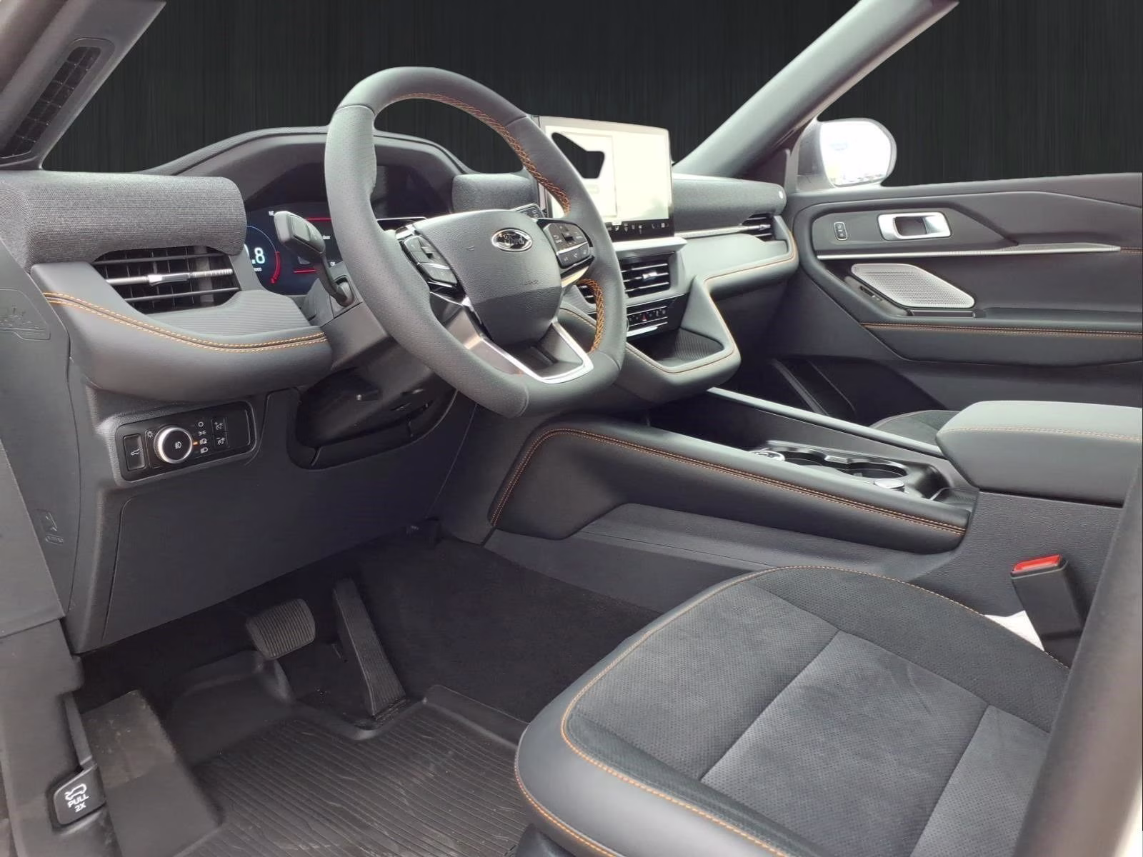 2026 White Ford Explorer Tremor 4X4 SUV