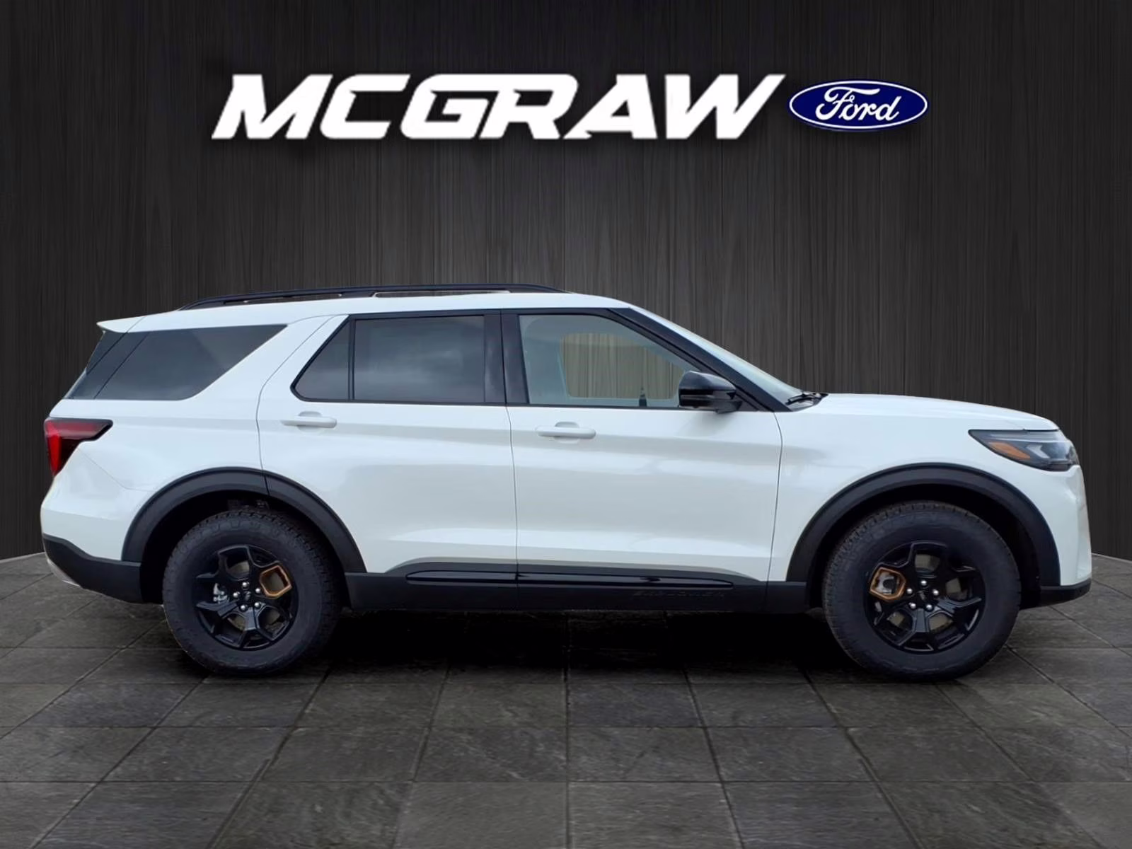 2026 White Ford Explorer Tremor 4X4 SUV