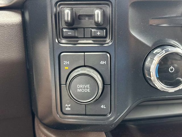 2024 Agate Black Metallic Ford Super Duty F-250 SRW King Ranch 4X4 Truck