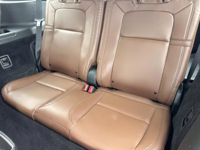 2020 Pearl Metallic Lincoln Aviator Reserve AWD SUV