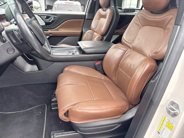 2020 Pearl Metallic Lincoln Aviator Reserve AWD SUV