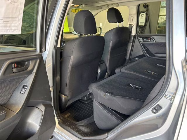 2017 Ice Silver Metallic Subaru Forester 2.5i Premium AWD SUV