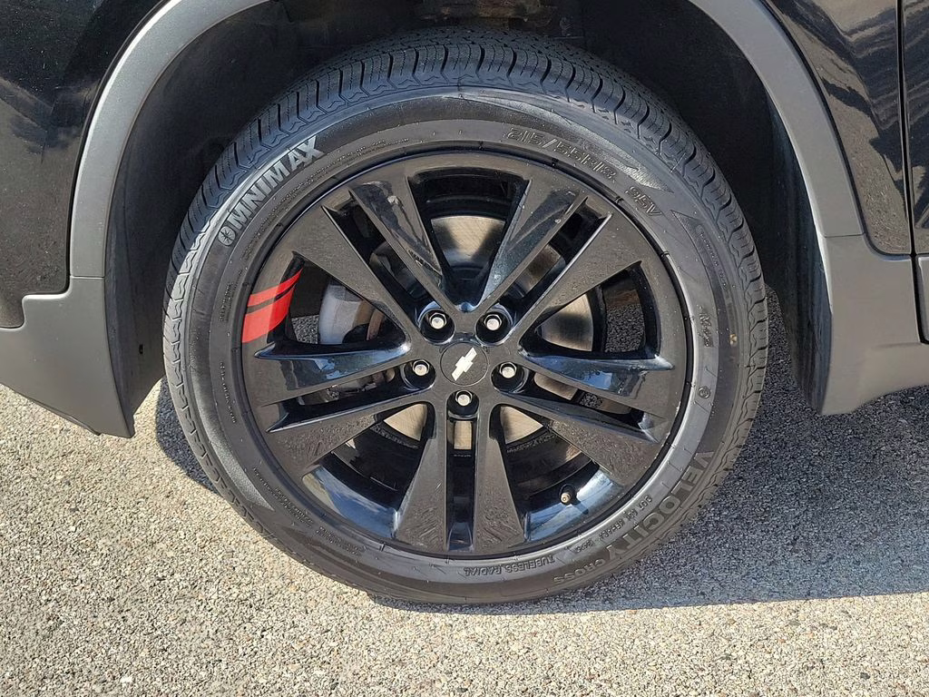 2019 Mosaic Black Metallic Chevrolet Trax LT AWD SUV