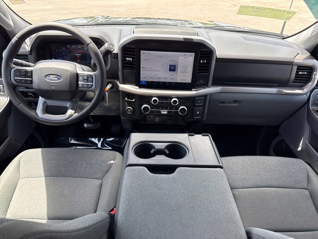 2025 Agate Black Metallic Ford F-150 XLT w/ LIFTKIT 4X4 Truck