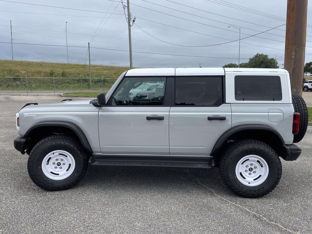2026 Avalanche Gray Ford Bronco Heritage Edition 4X4 SUV
