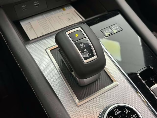 2026 Nissan Rogue Plug-In Hybrid Platinum AWD SUV
