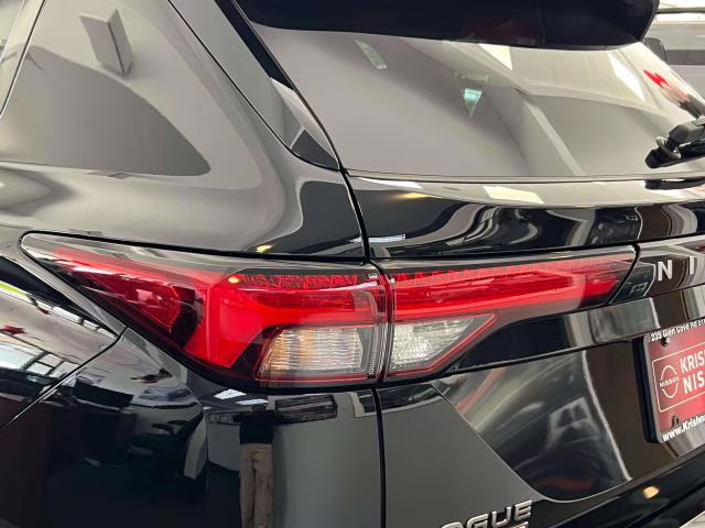 2026 Nissan Rogue Plug-In Hybrid Platinum AWD SUV