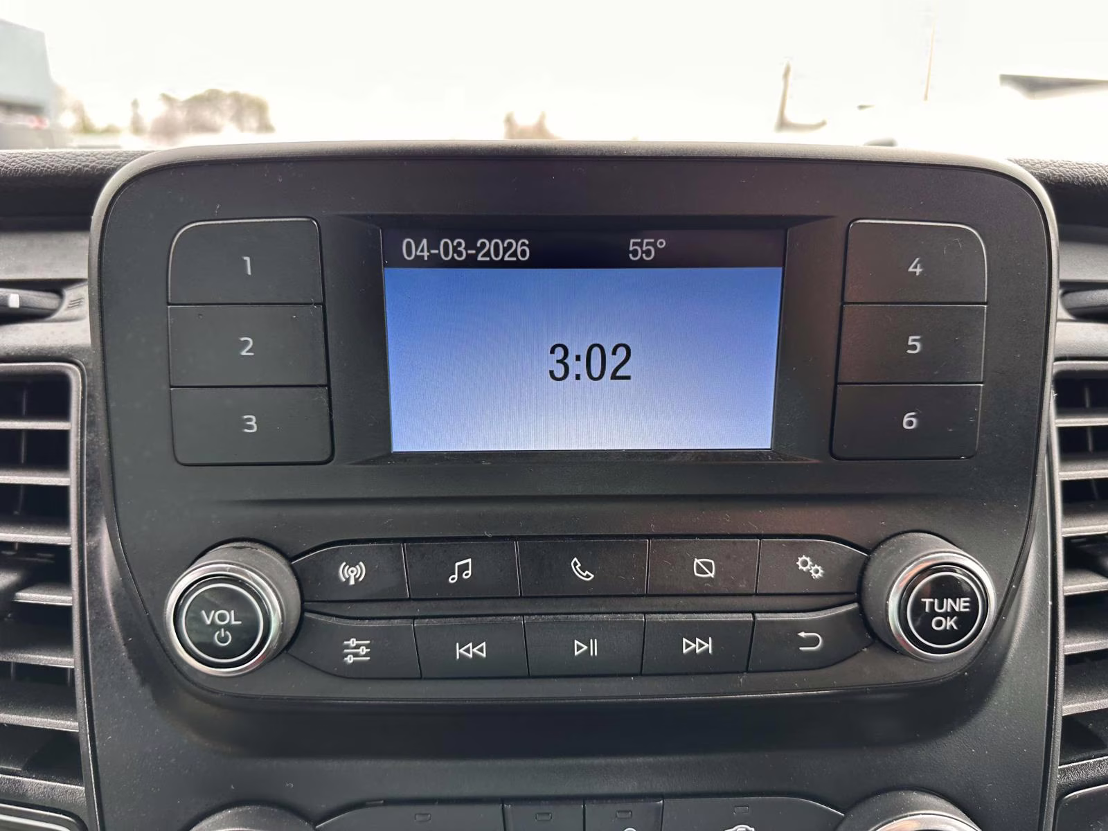 2024 Oxford White Ford Transit Cargo Van T-250 130 Low Rf 9070 GVWR RWD RWD Van