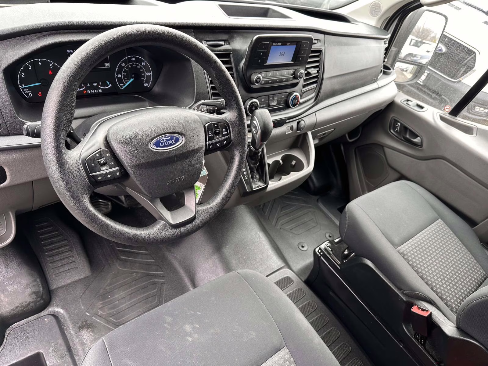 2024 Oxford White Ford Transit Cargo Van T-250 130 Low Rf 9070 GVWR RWD RWD Van