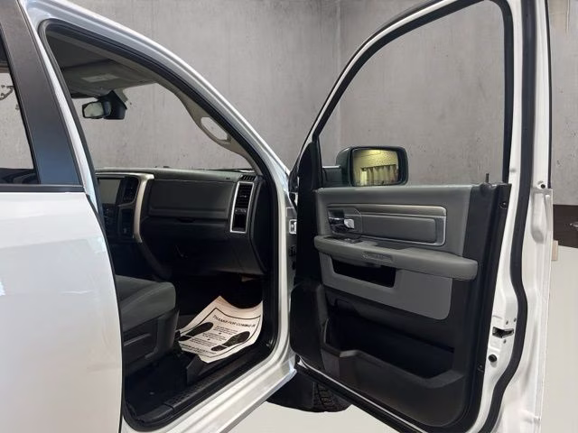 2013 Bright White Clearcoat Ram 1500 Big Horn 4X4 Truck