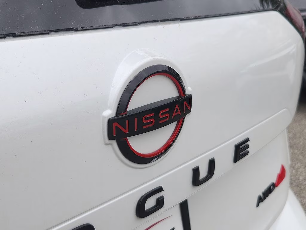 2026 Everest White Pearl Tricoat Nissan Rogue Rock Creek AWD SUV