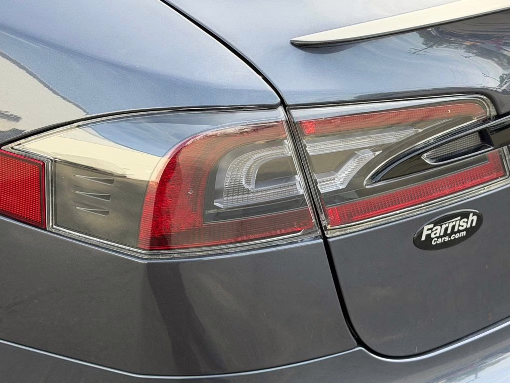 2022 Midnight Silver Metallic Tesla Model S Plaid AWD Hatchback
