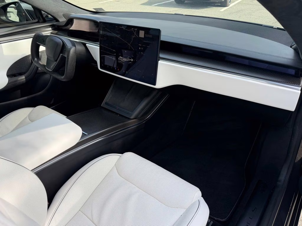 2022 Midnight Silver Metallic Tesla Model S Plaid AWD Hatchback