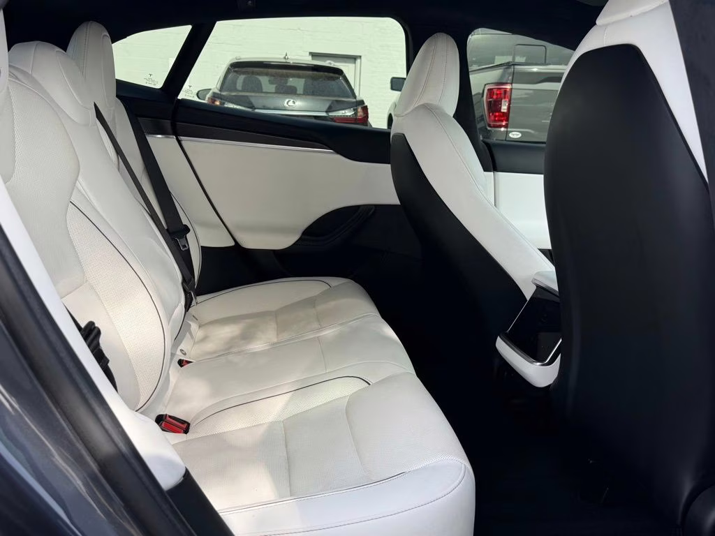 2022 Midnight Silver Metallic Tesla Model S Plaid AWD Hatchback