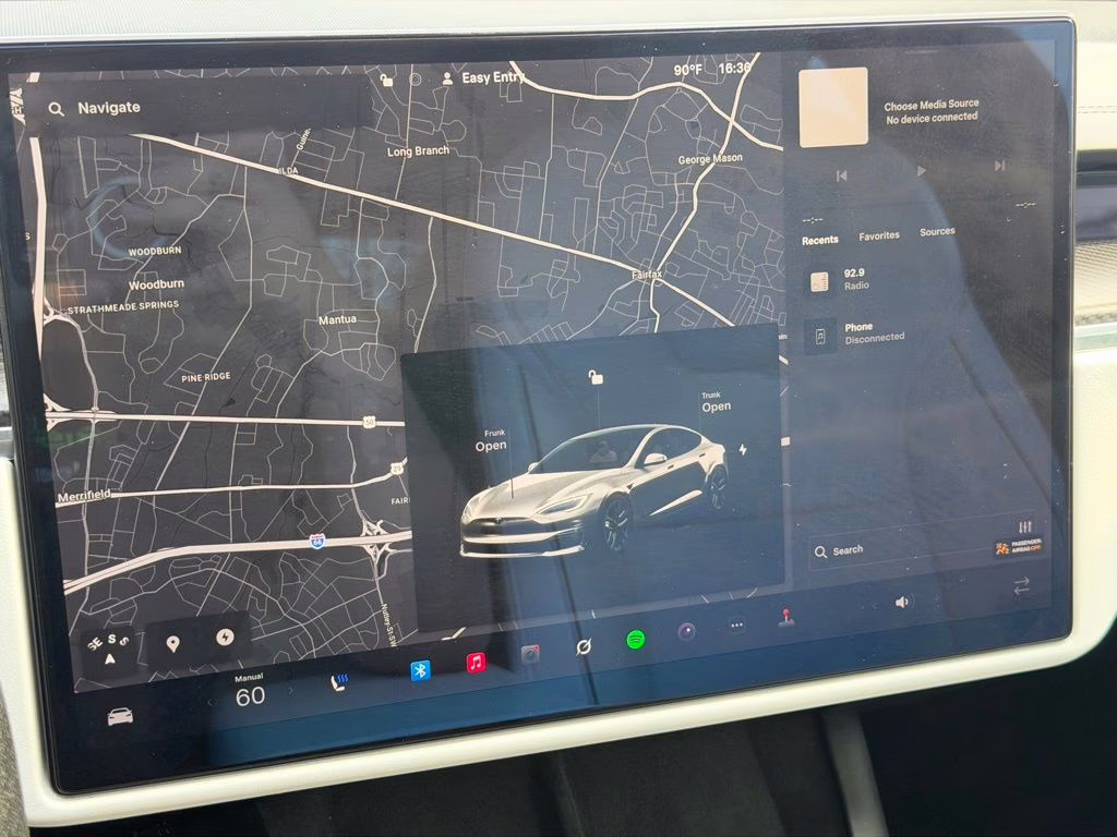 2022 Midnight Silver Metallic Tesla Model S Plaid AWD Hatchback