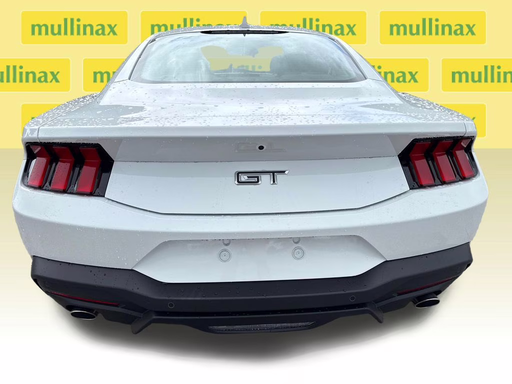 2026 Oxford White Ford Mustang GT RWD Coupe
