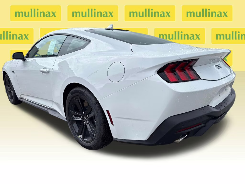2026 Oxford White Ford Mustang GT RWD Coupe