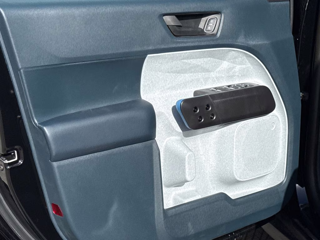 2026 Shadow Black Ford Maverick XLT FWD Truck