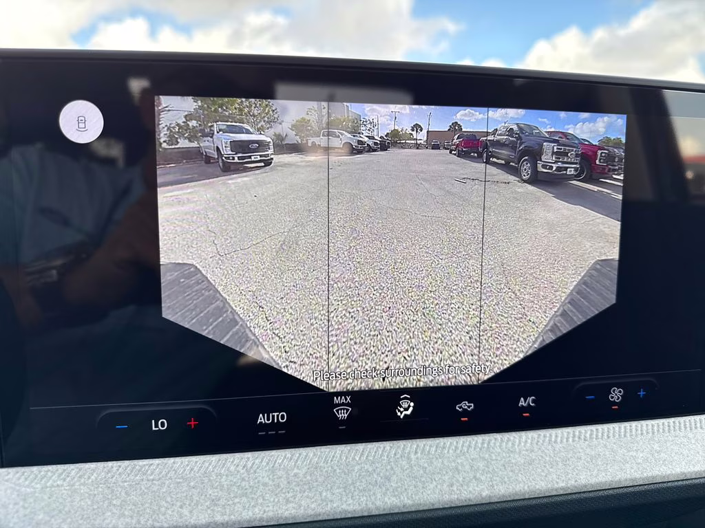 2026 Shadow Black Ford Maverick XLT FWD Truck