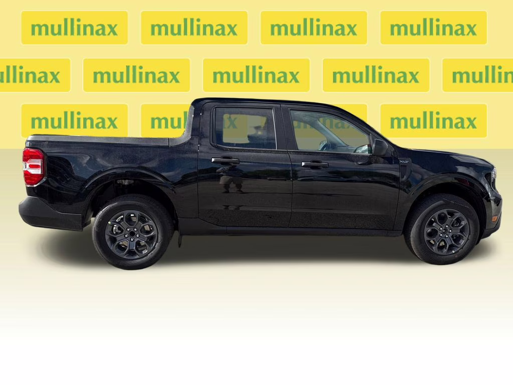 2026 Shadow Black Ford Maverick XLT FWD Truck